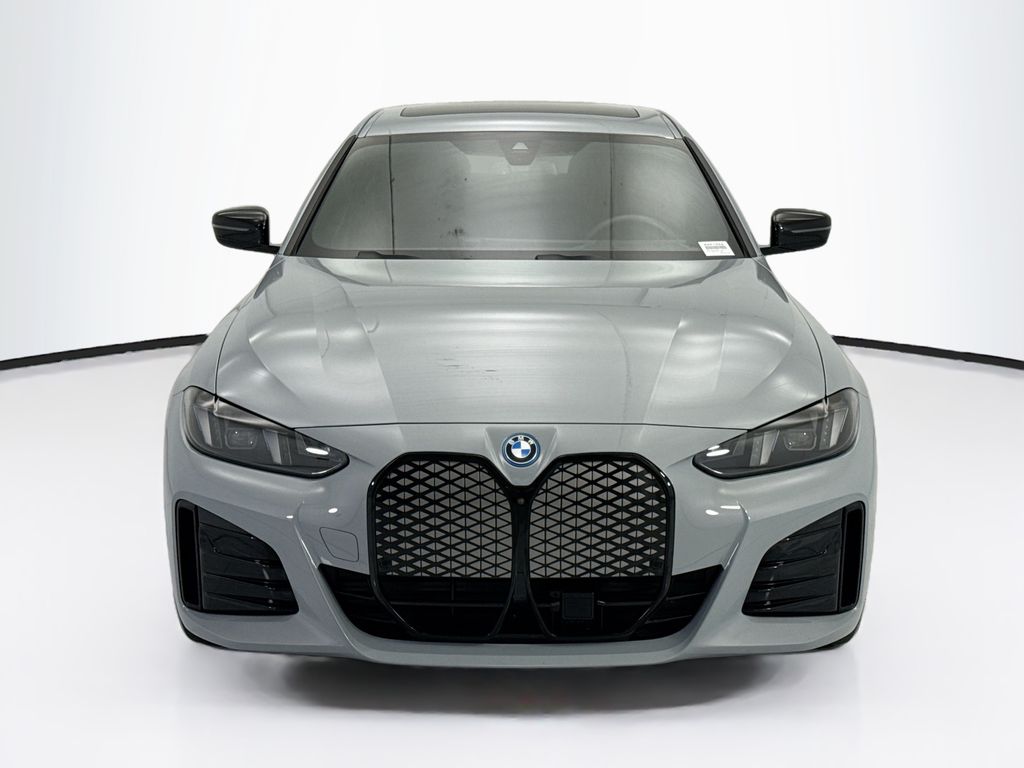 Thumbnail: 2025 BMW i4 - 2