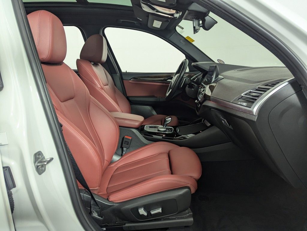 2022 BMW X3 xDrive30i photo