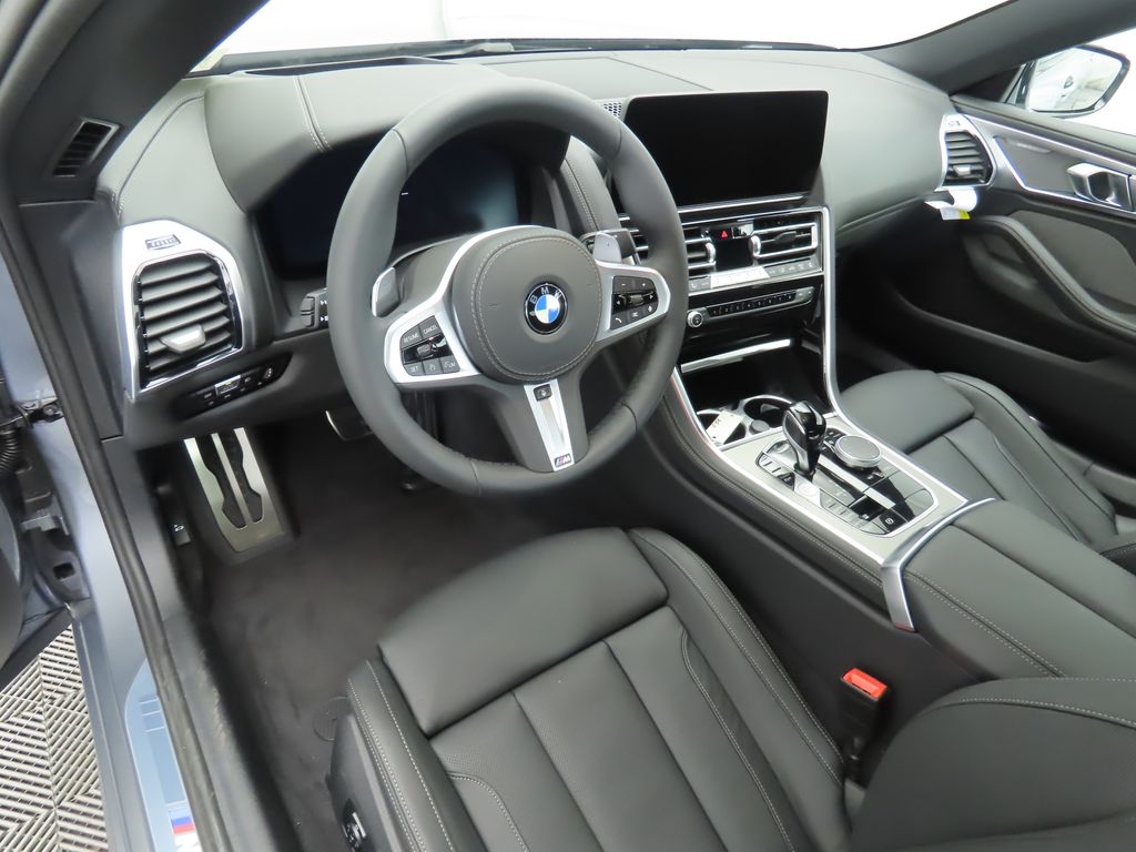 Thumbnail: 2026 BMW 8 Series - 9