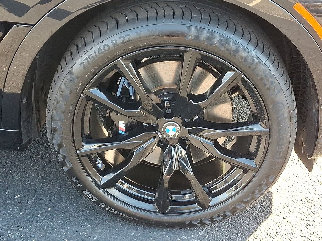 Thumbnail: 2023 BMW X7 - 8