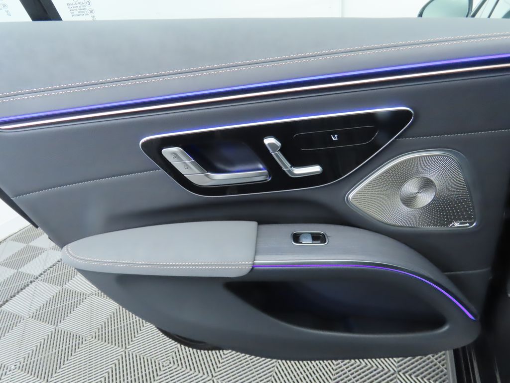 2025 Mercedes-Benz EQS 450 28