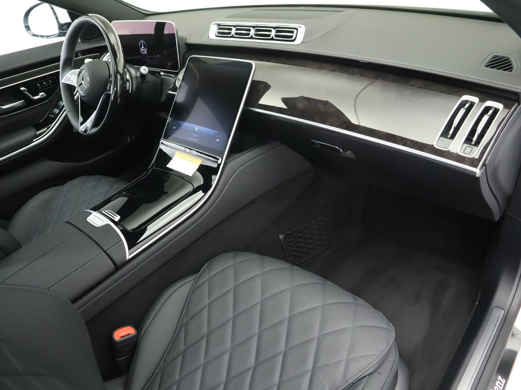 Thumbnail: 2025 Mercedes-Benz S-Class - 19