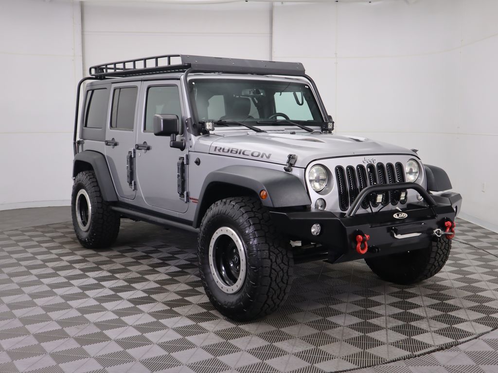 Thumbnail: 2015 Jeep Wrangler - 3