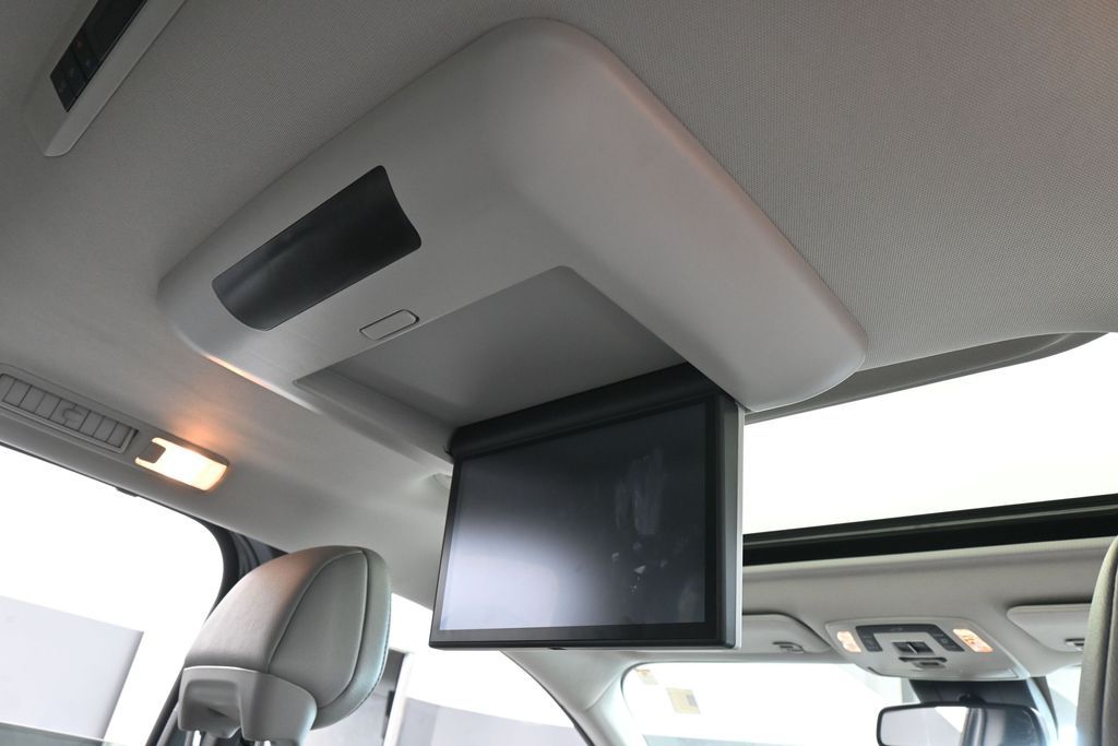 Used 2025 Midnight Black Metallic Toyota XLE image 45