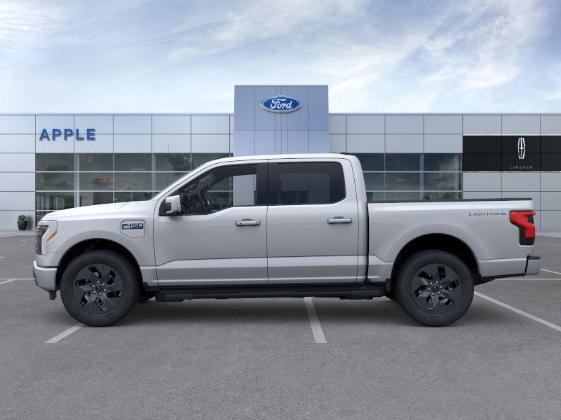2025 Ford F-150 Lightning LARIAT