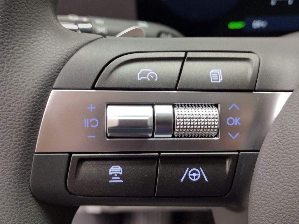2025 Hyundai Kona Electric SE