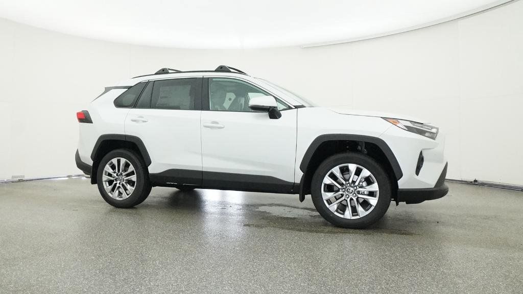 Thumbnail: 2025 Toyota RAV4 - 27