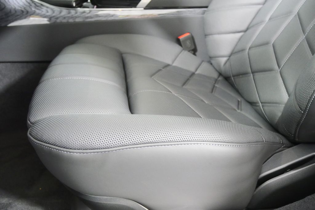 Thumbnail: 2026 BMW 7 Series - 9