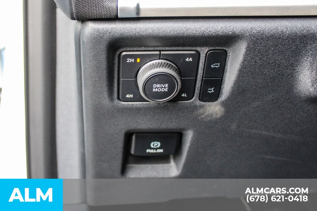 Used 2025 White Ford Active image 32