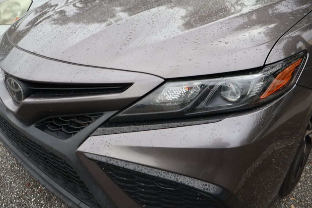 Thumbnail: 2022 Toyota Camry - 3