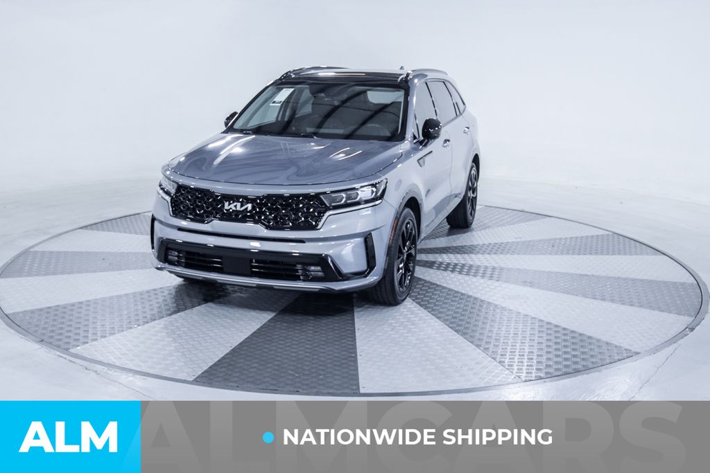 Used 2023 Silver Kia SX image 2