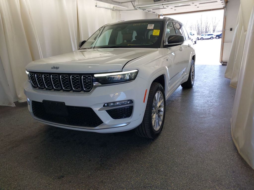 Bright White Clearcoat 2023 Jeep Grand Cherokee 4xe Summit 4WD SUV / Crossover Four-Wheel Drive 8-Speed Automatic