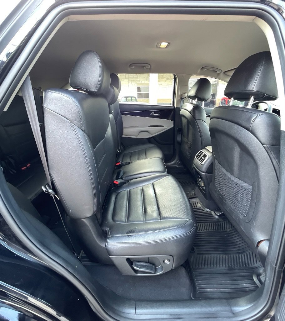 2020 Kia Sorento S Black at Community Kia