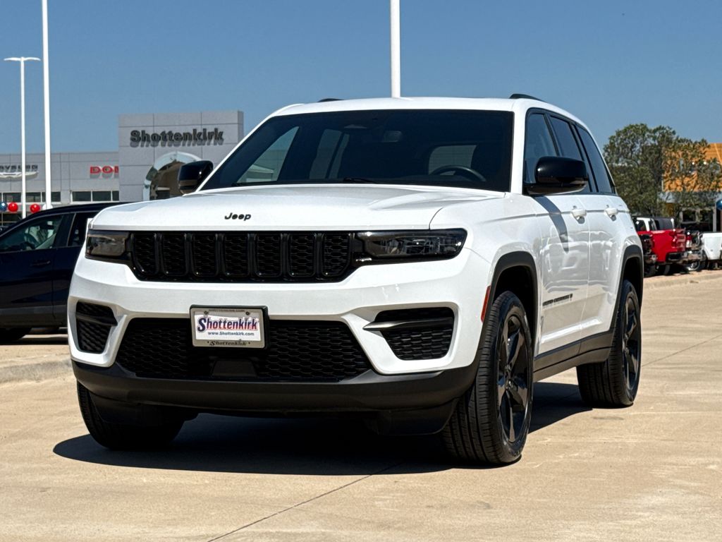 Used 2023 Jeep Grand Cherokee SUV