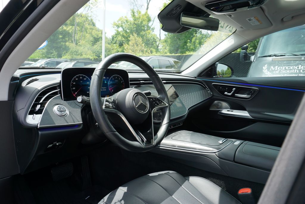 Thumbnail: 2024 Mercedes-Benz E-Class - 11