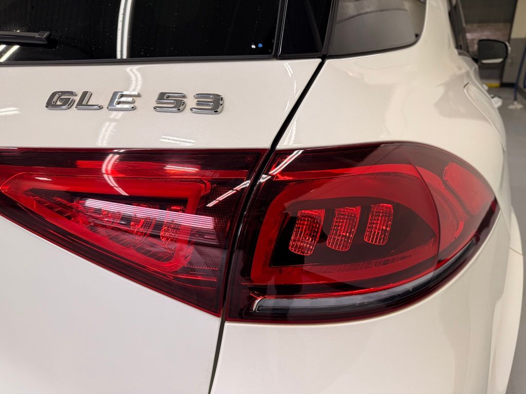 Thumbnail: 2023 Mercedes-Benz GLE - 5