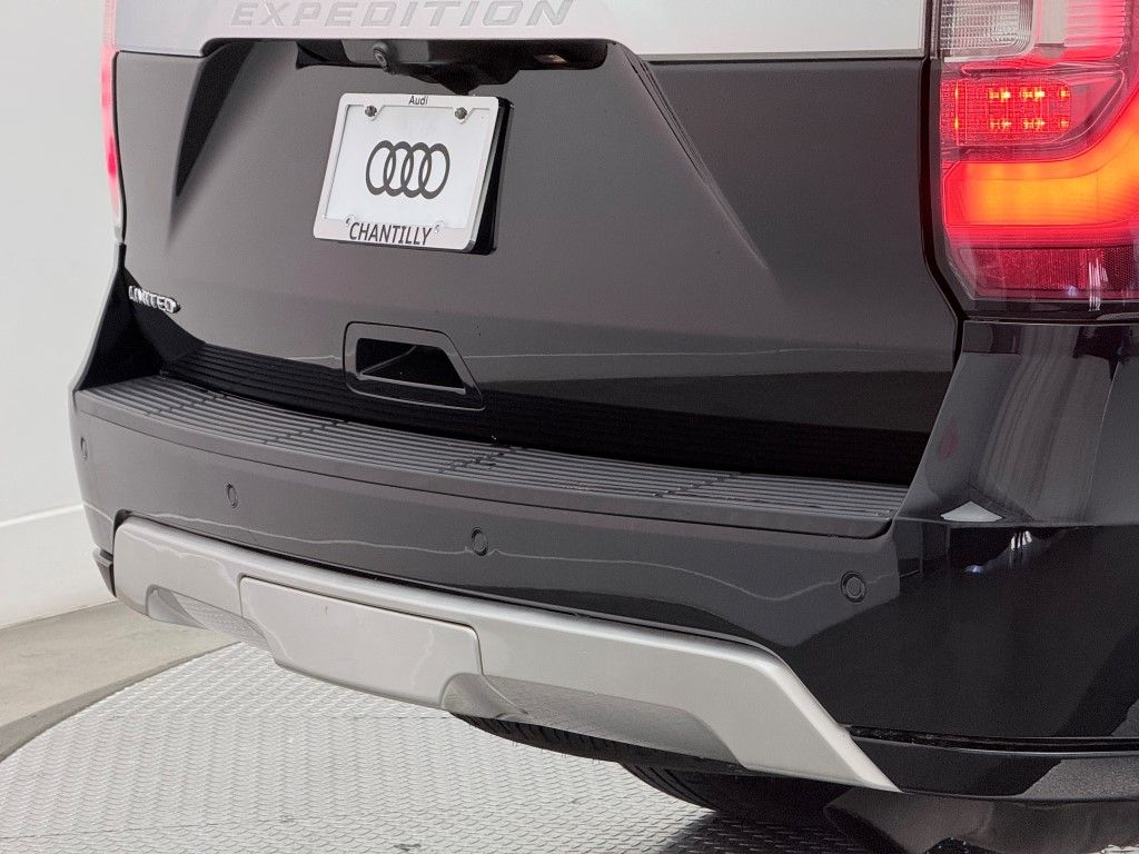 Thumbnail: 2019 Ford Expedition - 13