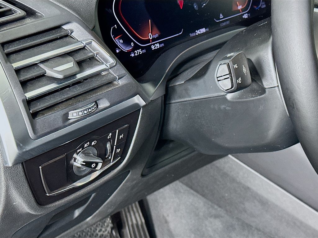 Thumbnail: 2022 BMW X3 - 10