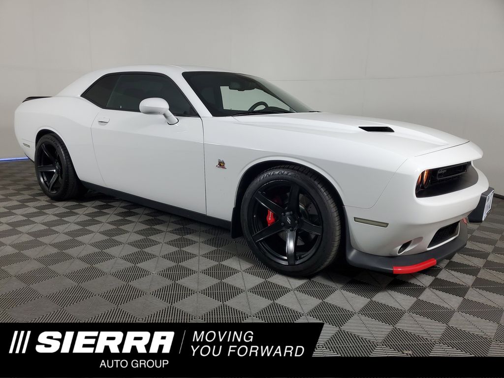 2018 Dodge Challenger R/T Scat Pack RWD