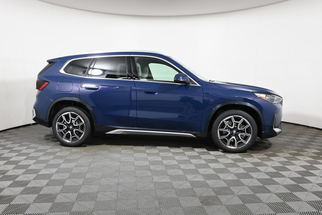 Thumbnail: 2026 BMW X1 - 8