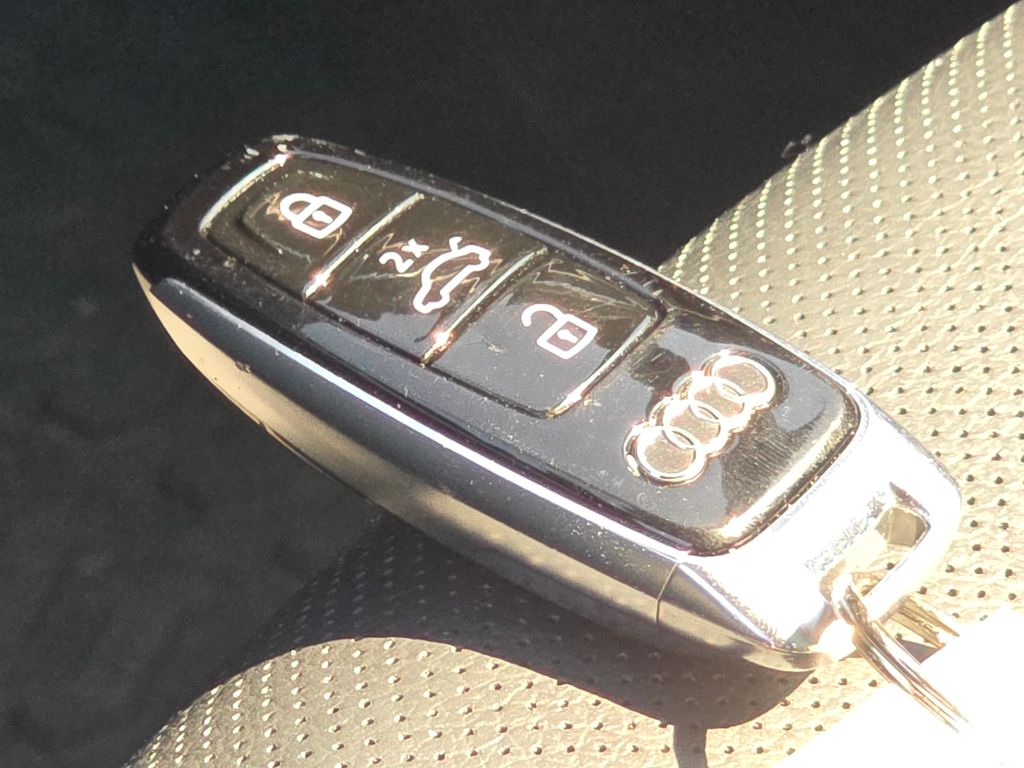 Used 2021  Audi 55 Premium Plus image 35