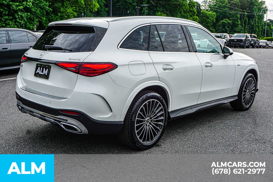 Used 2025 White Mercedes-Benz GLC 350e image 6