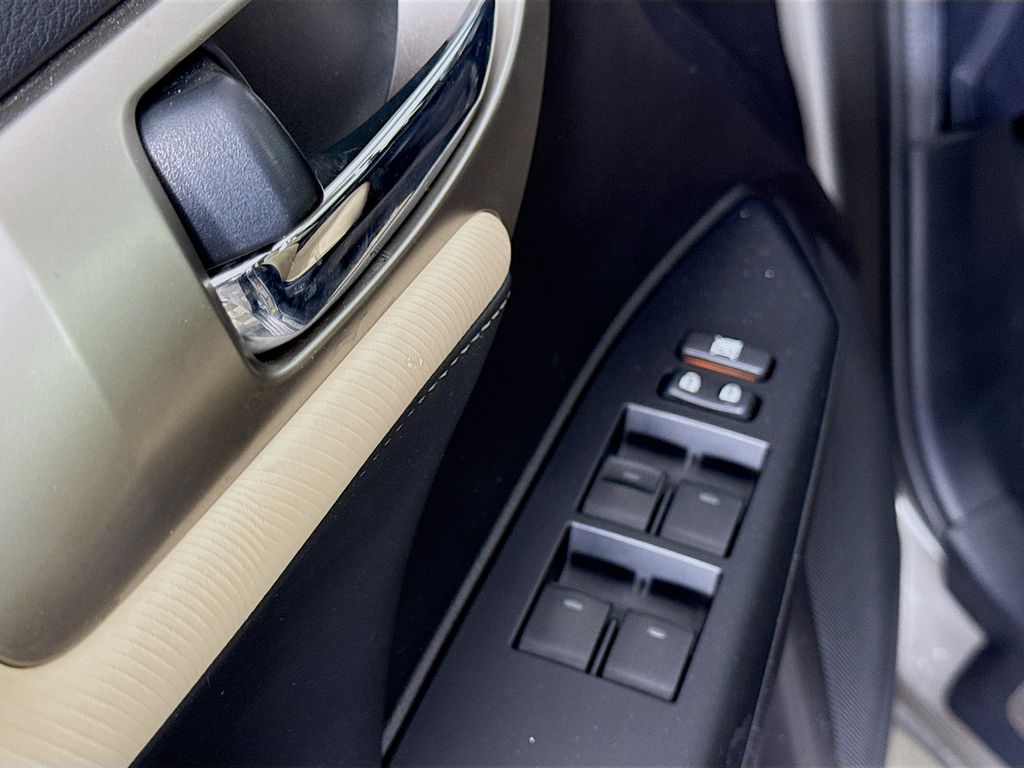 2017 Lexus CT 200h 18
