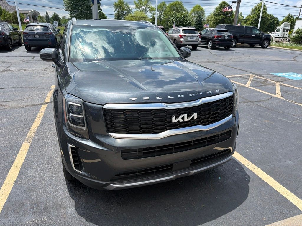 Gravity Gray 2022 Kia Telluride EX FWD SUV / Crossover Front-Wheel Drive 8-Speed Automatic