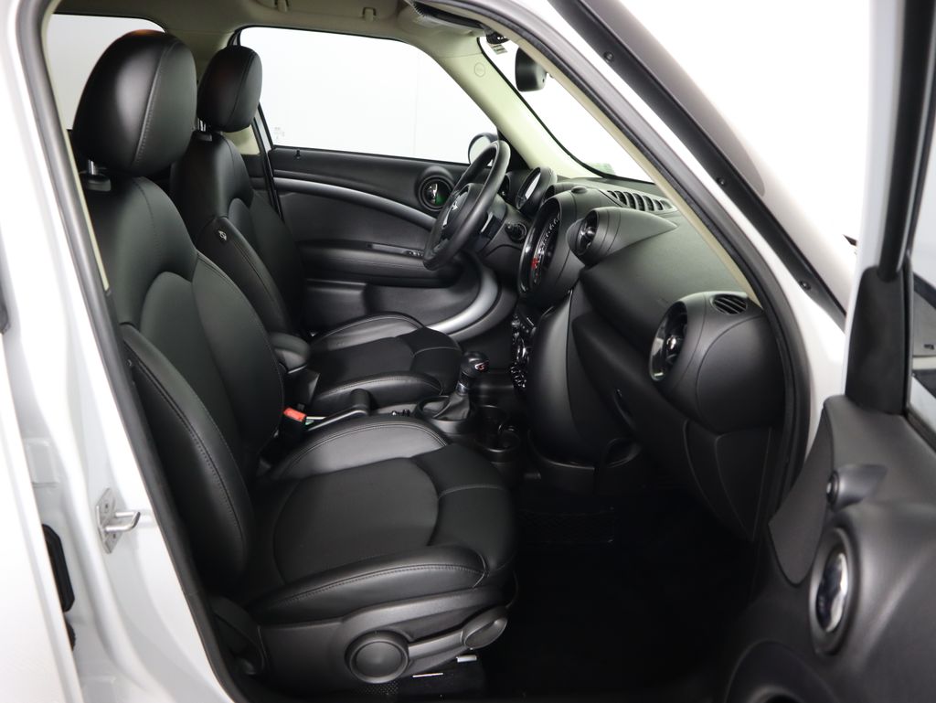 Thumbnail: 2016 MINI Cooper Countryman - 20