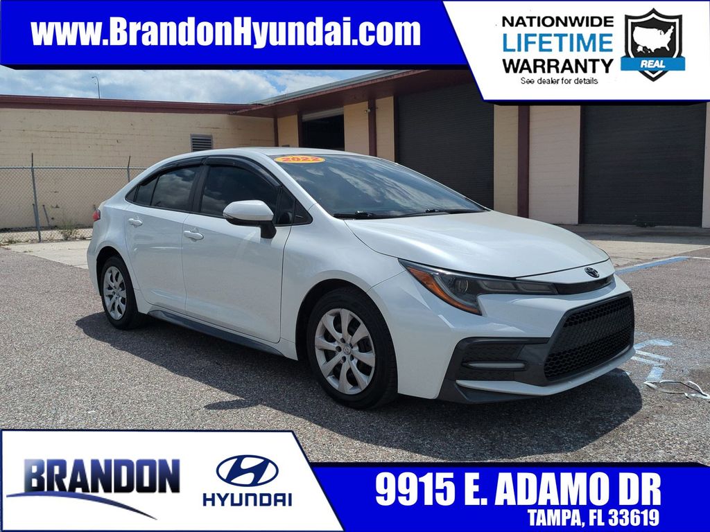 Pearl 2022 Toyota Corolla SE FWD Sedan Front-Wheel Drive 6-Speed Manual