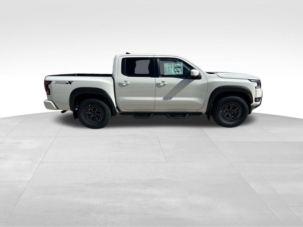 2025 Nissan Frontier PRO-X 10