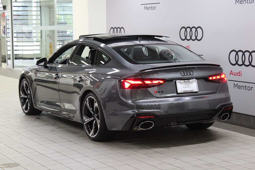 2025 Audi RS 5  4