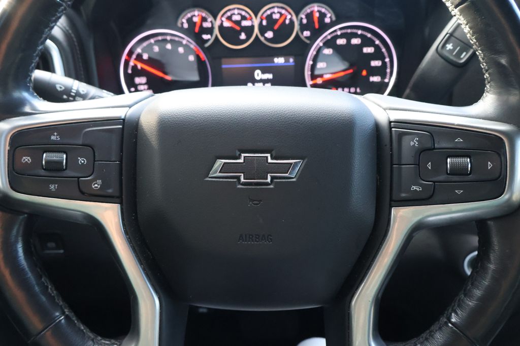 Thumbnail: 2019 Chevrolet Silverado 1500 - 21