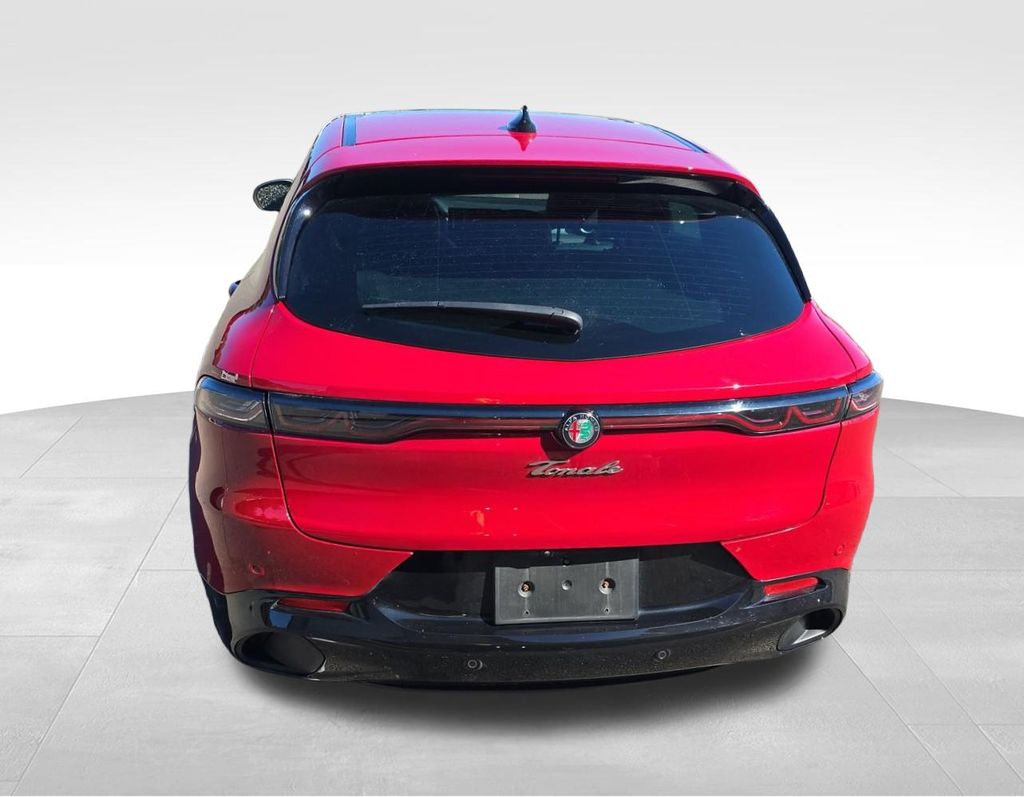 2025 Alfa Rosso Alfa Romeo Tonale Base AWD SUV