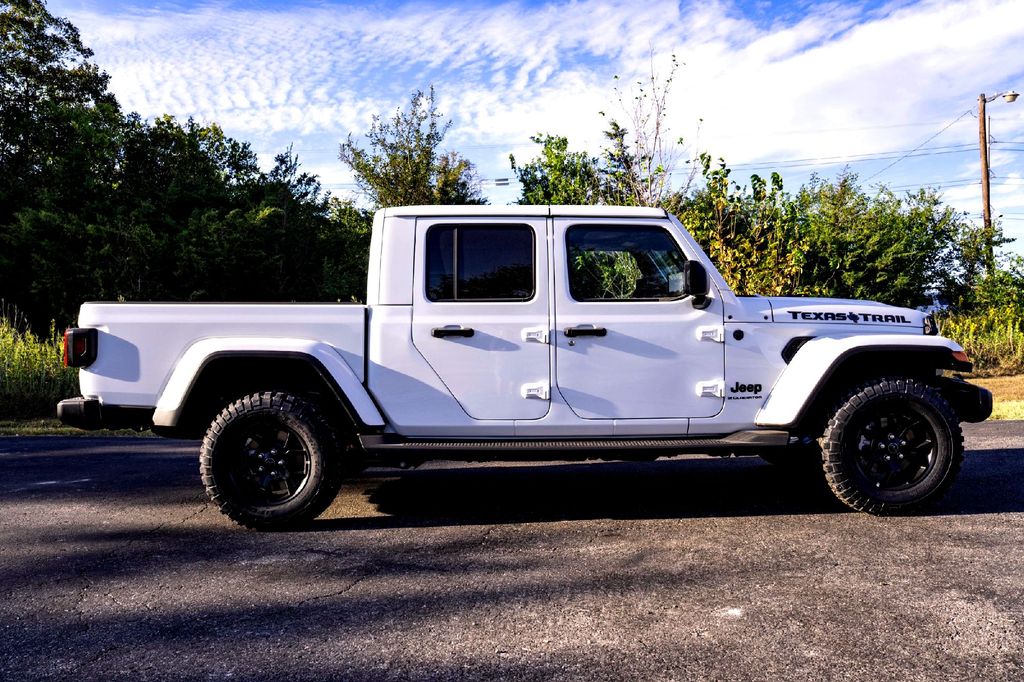 New Car 2025 Jeep Gladiator  For Sale Under $50,000 In Taylor, Texas