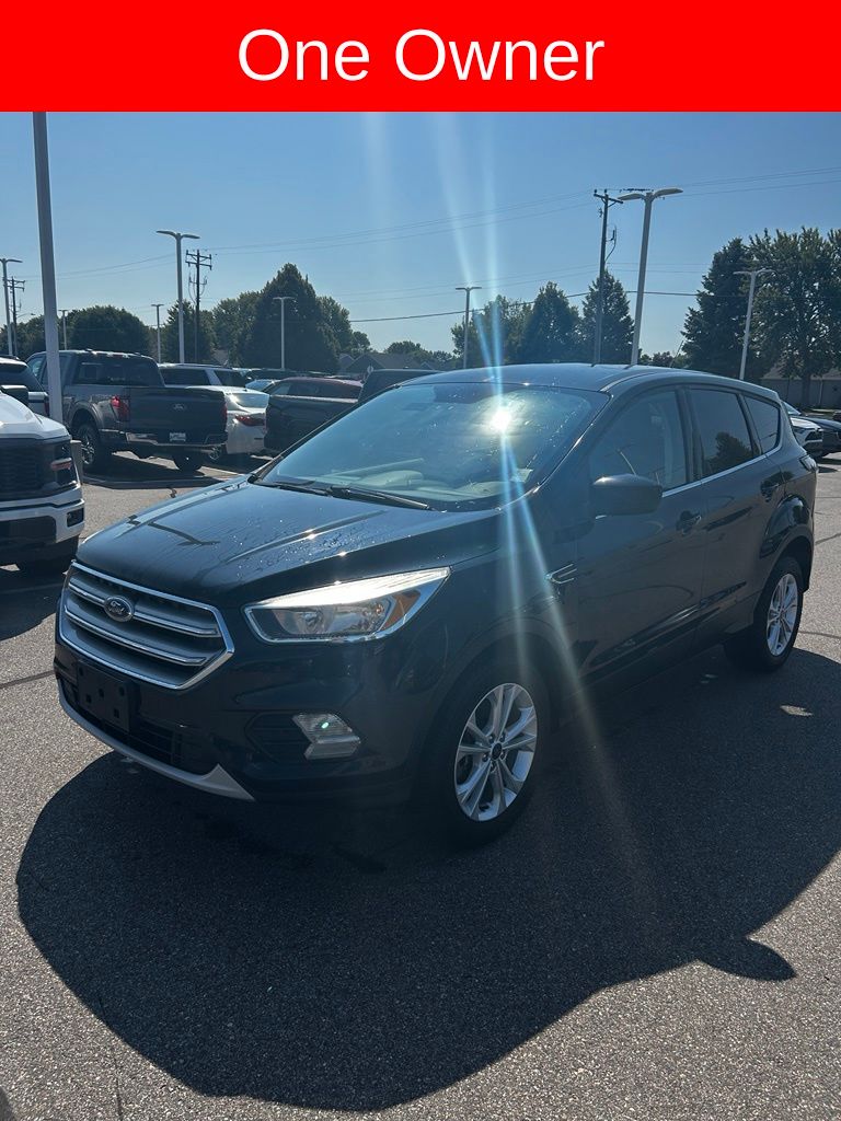 Used 2017 Ford Escape SE with VIN 1FMCU9GD7HUA69816 for sale in Waite Park, Minnesota