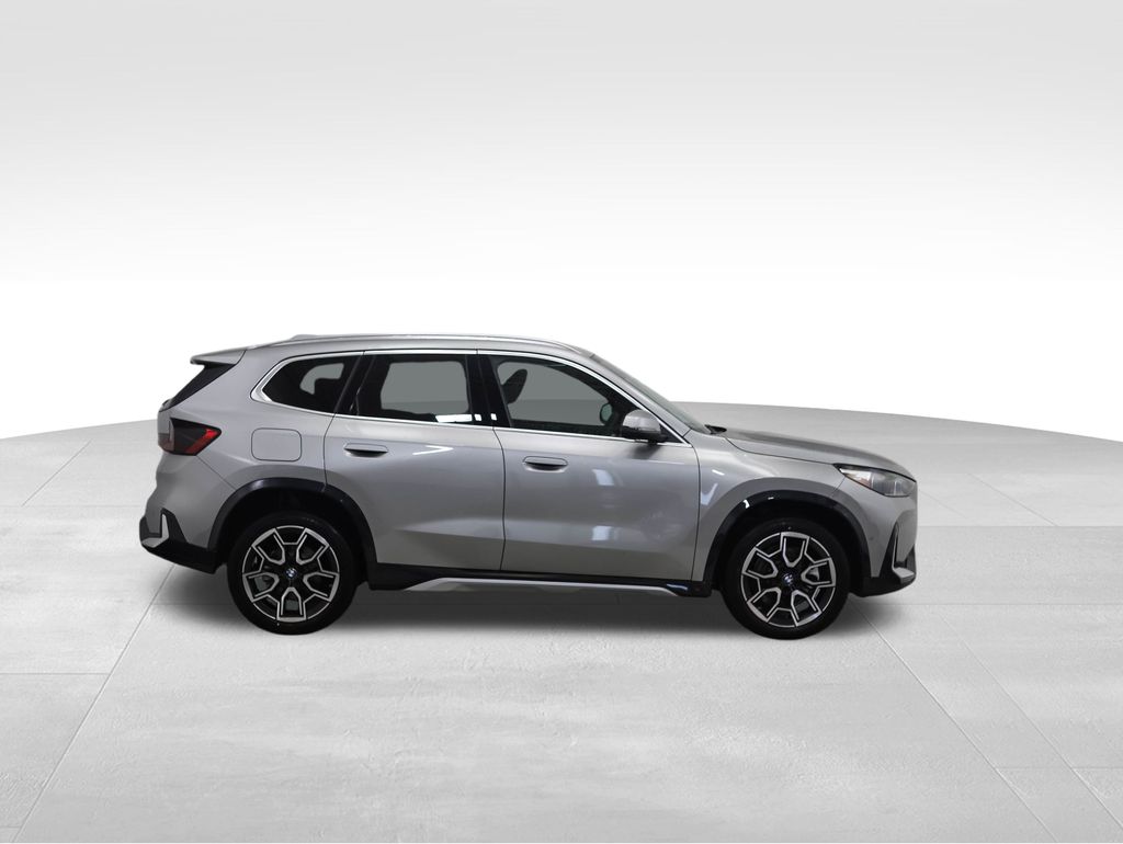 2025 BMW X1 xDrive28i 6