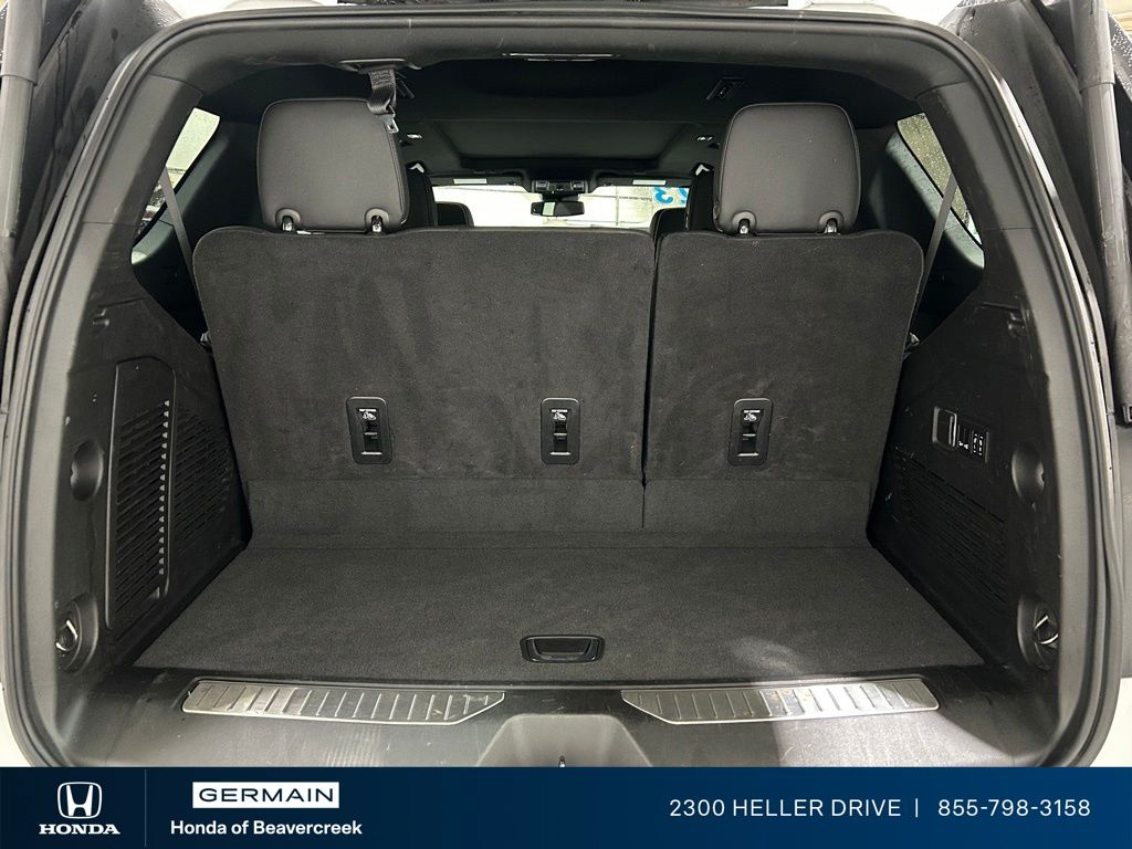 Used 2023 Beige Chevrolet Premier image 30