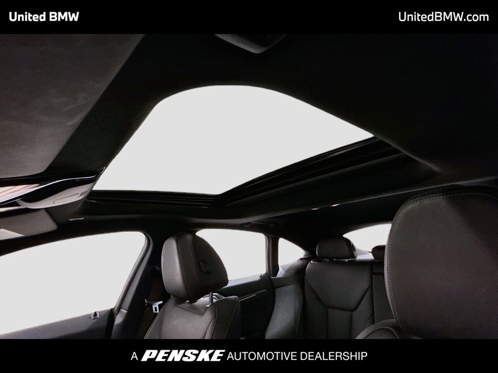 Thumbnail: 2025 BMW 4 Series - 12