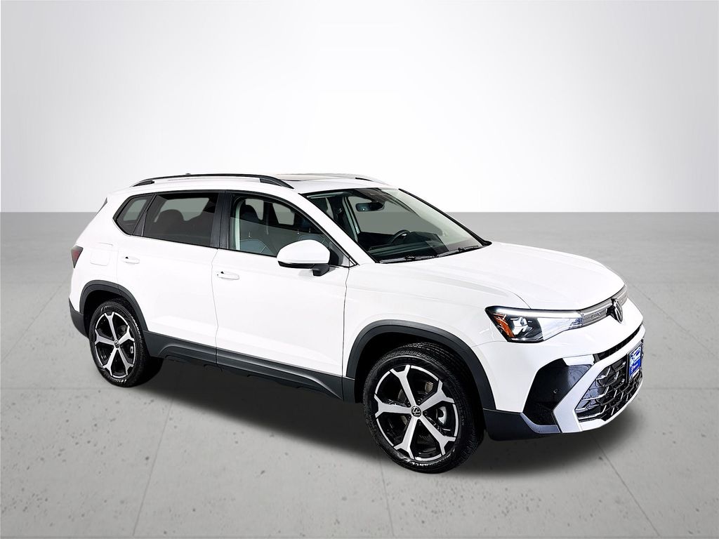 2025 Volkswagen Taos SEL photo 3