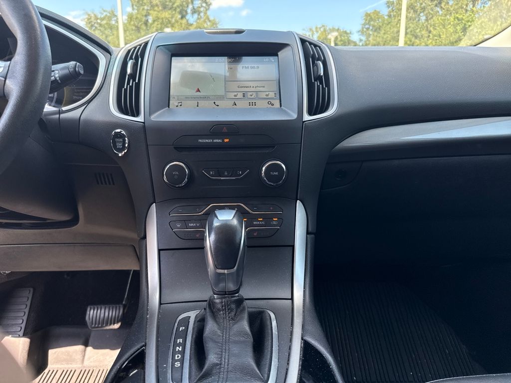 2018 Ford Edge SEL photo 18