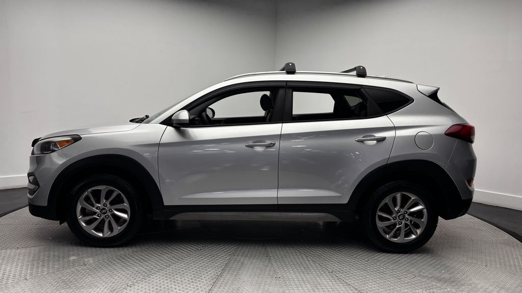 Thumbnail: 2018 Hyundai Tucson - 4