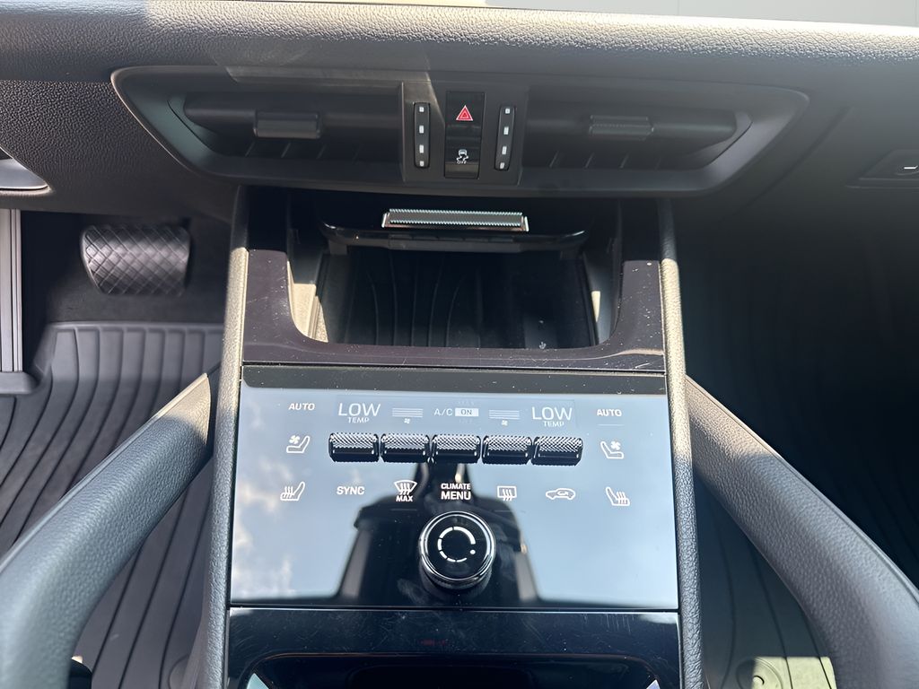 Used Car 2024 Porsche Cayenne  Base For Sale In Austin, Texas