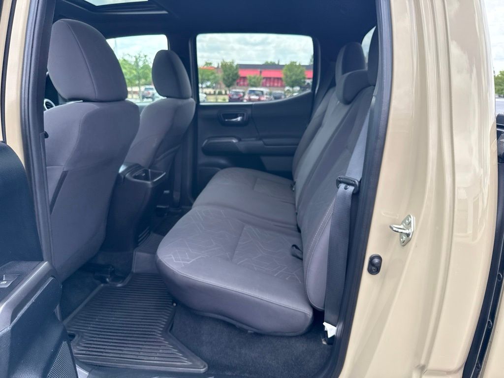 Used 2016 Toyota Tacoma Truck