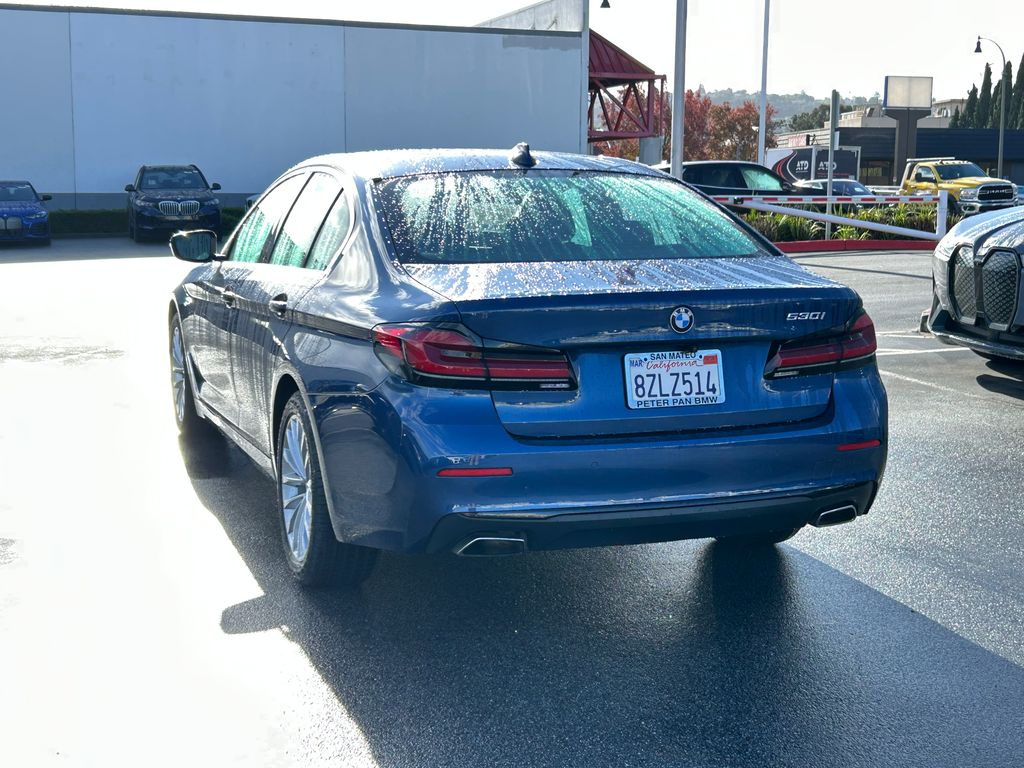 Thumbnail: 2022 BMW 5 Series - 3