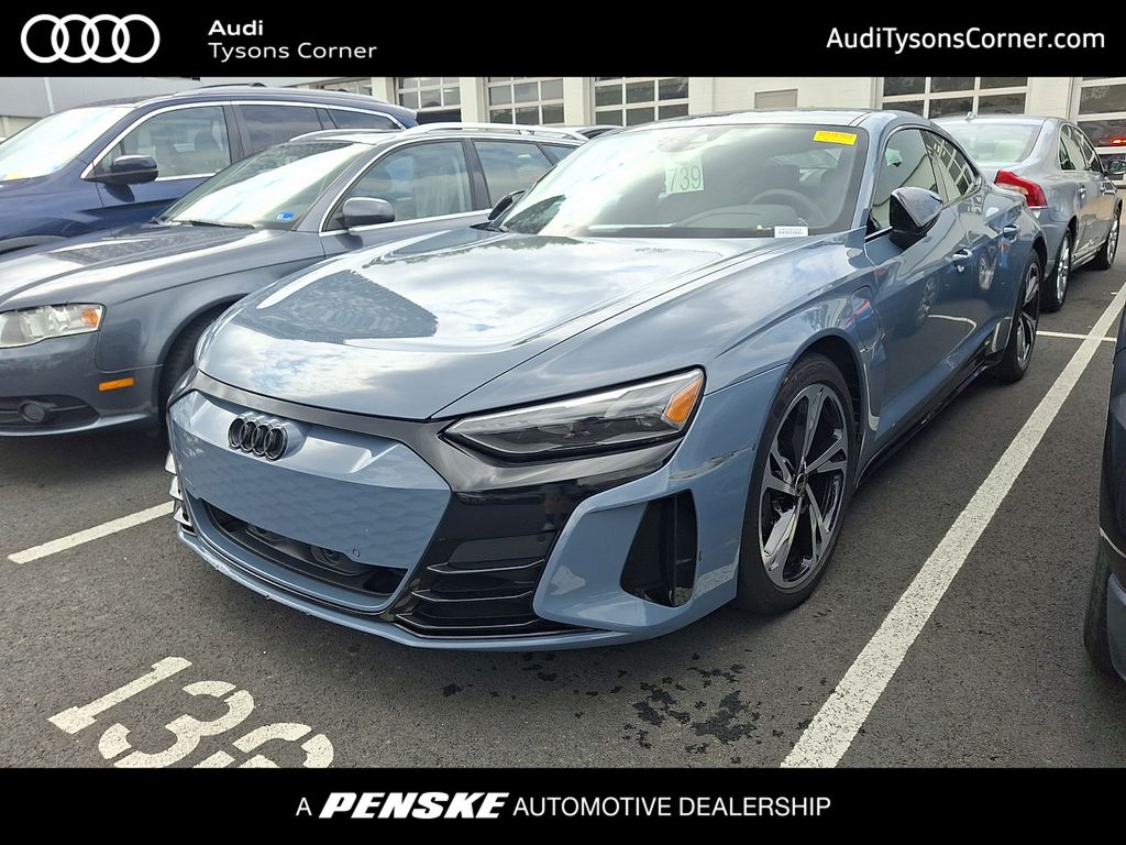 2024 Audi e-tron GT Gris (Gray Metallic) Sedán Tracción en las cuatro ruedas 1 velocidad Automática