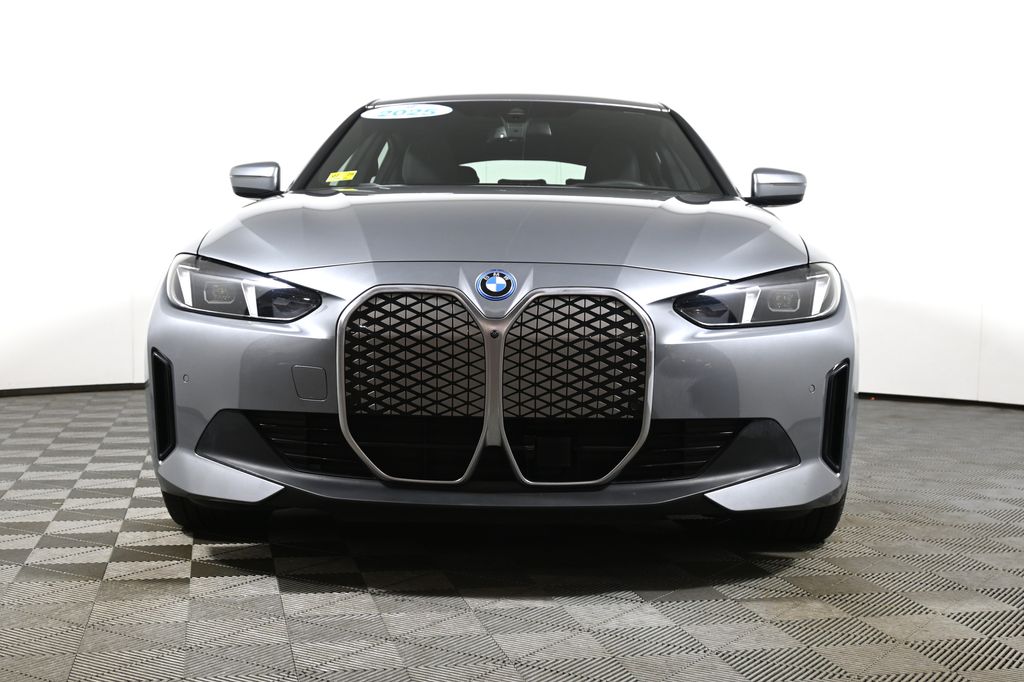 Thumbnail: 2025 BMW i4 - 10