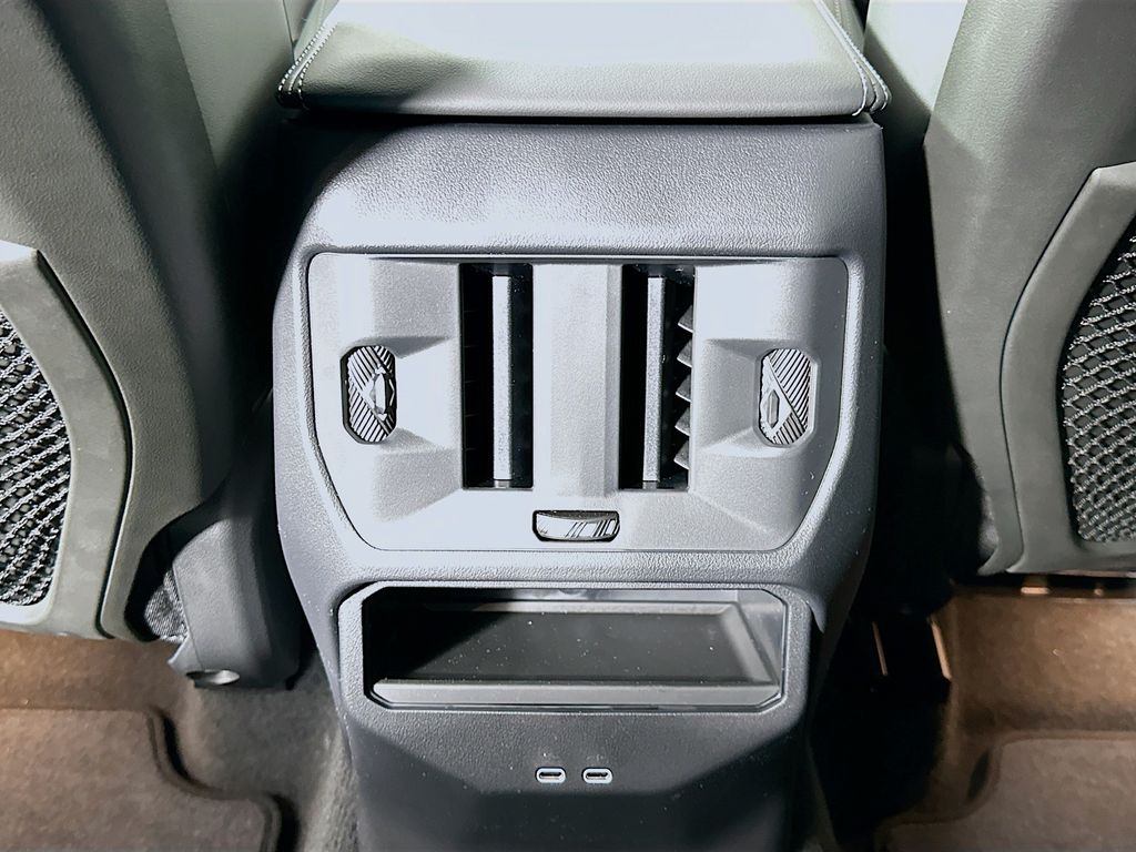 Thumbnail: 2026 BMW X3 - 18