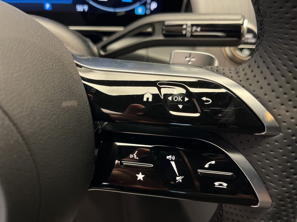 Thumbnail: 2026 Mercedes-Benz GLC - 16