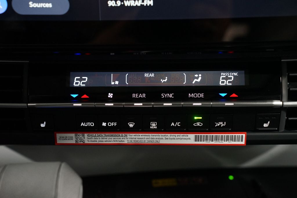 Thumbnail: 2026 Toyota Sienna - 20